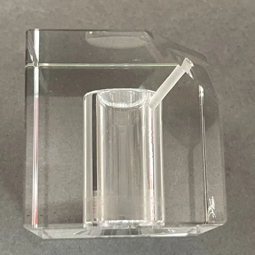 Oleg Cassini Salt and‎ Pepper Shakers Glass without stoppers